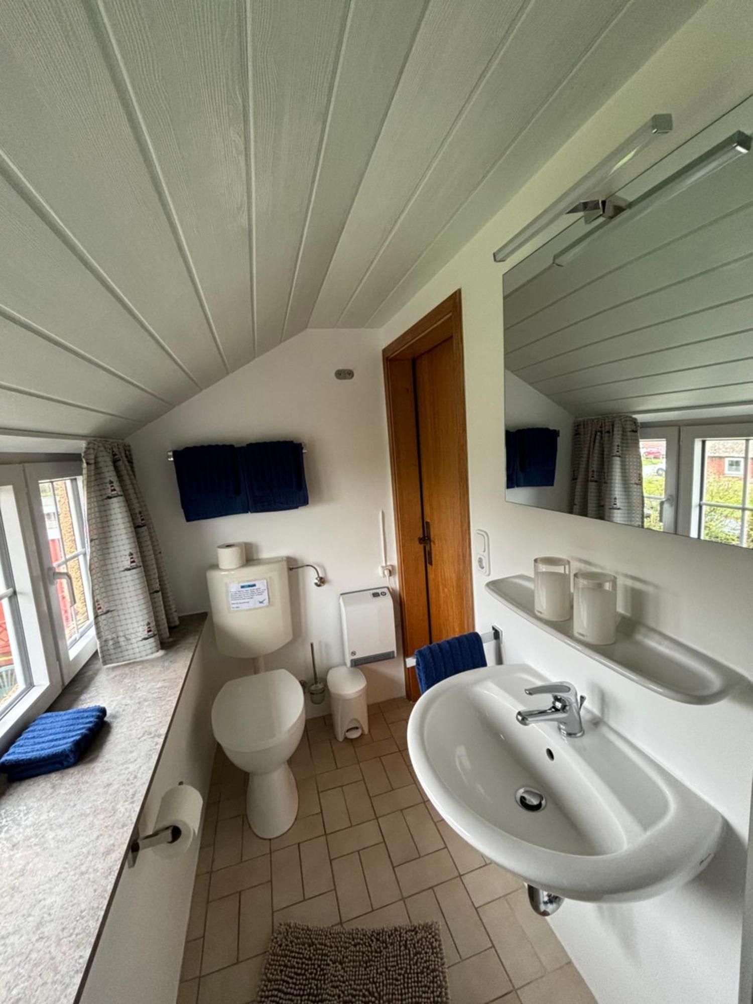 Friesenhof Kueper Apartment Dagebull Bagian luar foto